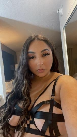 Oaxaca Bust Escort with big boobs brown nipples and black hair and brown native pussy San Francisco #XdDedogD