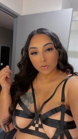 Oaxaca Bust Escort with big boobs brown nipples and black hair and brown native pussy San Francisco #txRXMV8C